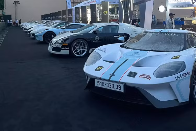 Ban đầu ông Đặng Lê Nguyên Vũ tài trợ Gumball 3000 khoảng 50.000 Bảng Anh (tương đương1,48 tỷ đồng). Tuy nhiên sau đó, BTC đã mong muốn phía ông Vũ, tập đoàn cà phê Trung Nguyên Legend đồng hành cùng bằng cách dán thương hiệu lên hàng trăm siêu xe tham dự, chi phí lúc này lên con số 200.000 Bảng Anh (khoảng gần 6 tỷ đồng), con số này tăng gấp 4 lần so với thống nhất ban đầu.