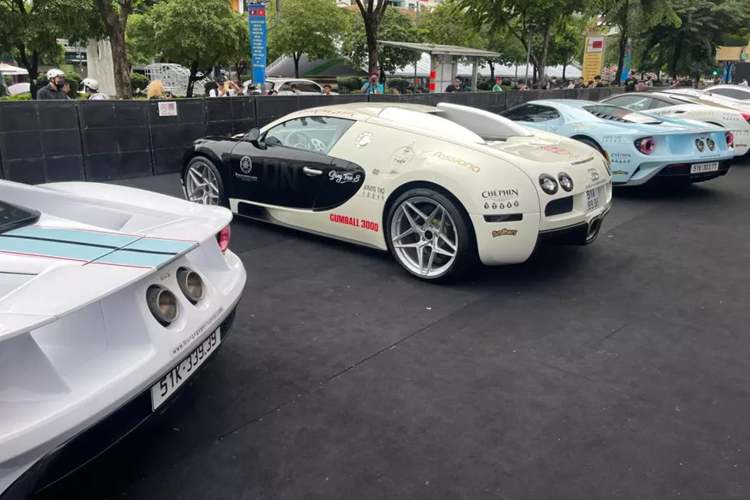 Ngoài ra, thêm phần náo nhiệt, phía Trung Nguyên sẽ có sân khấu riêng để trưng bày 18 siêu xe của Đặng Lê Nguyên Vũ, danh sách này đã được rút gọn thay vì 28.