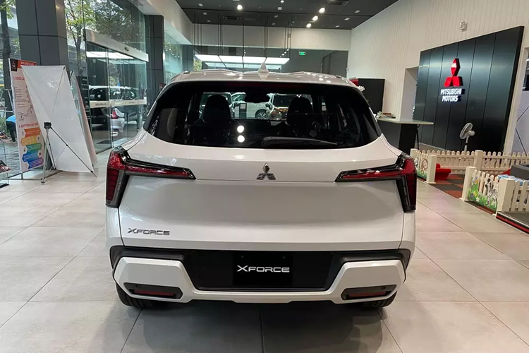 Đặc biệt, Mitsubishi Xforce tại Việt Nam còn có các tính năng an toàn chủ động ADAS - trang bị không có ở xe dành cho thị trường Indonesia.