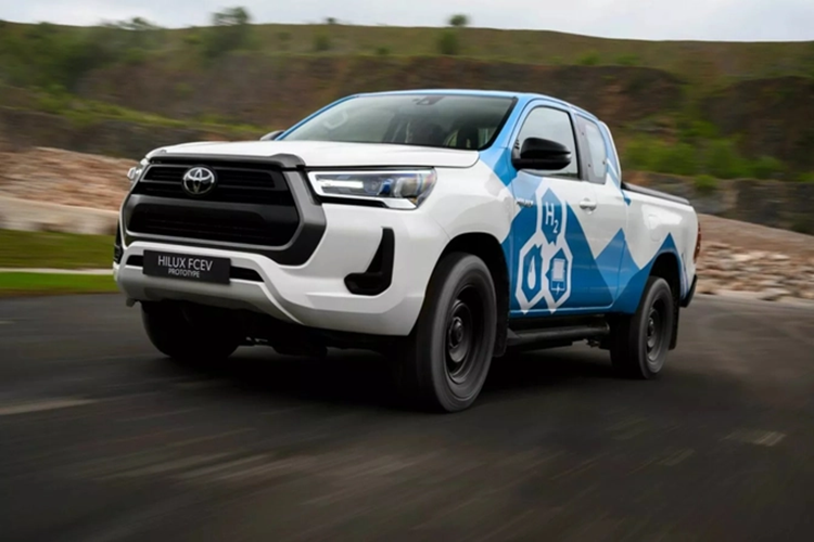 Hydro được coi là một phương án tuyệt vời trong việc làm xanh hóa thị trường ô tô, bên cạnh xe thuần điện, khi có thể nạp năng lượng nhanh và không gây ô nhiễm môi trường.