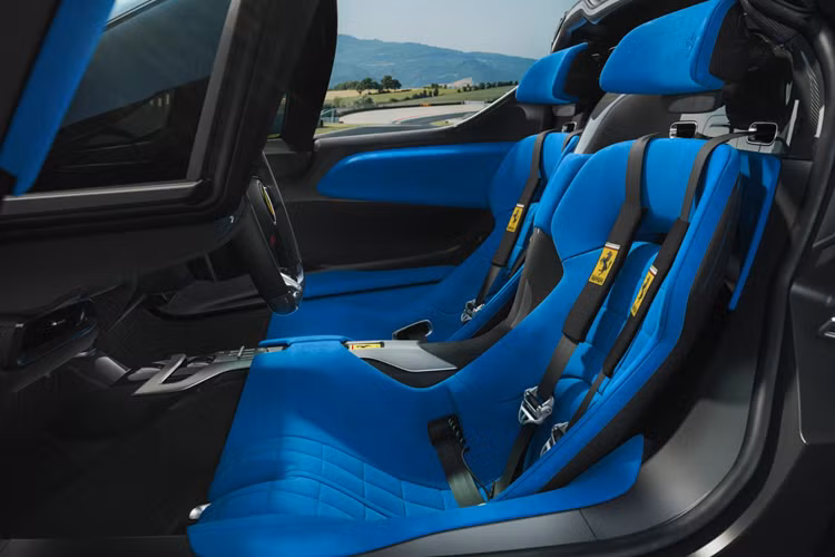 Mặc dù không thể phủ nhận rằng một chiếc hypercar F80 mới từ Ferrari là vô cùng đáng mơ ước, nhưng không có gì đảm bảo rằng việc chi 6,3 triệu đô la cho một chiếc F80 mới sẽ là một động thái tài chính tốt.