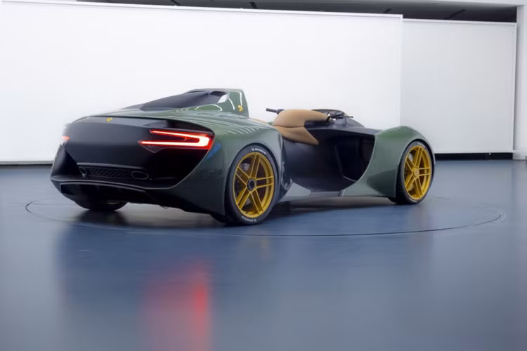 Hiện tại, thương hiệu chưa tiết lộ giá xe Engler V12 2024, nhưng chắc chắn mức giá phải trả sẽ không hề rẻ và hơn nữa, những người mua thực sự cần phải đủ can đảm để có thể cầm lái chiếc siêu motor 4 bánh này.