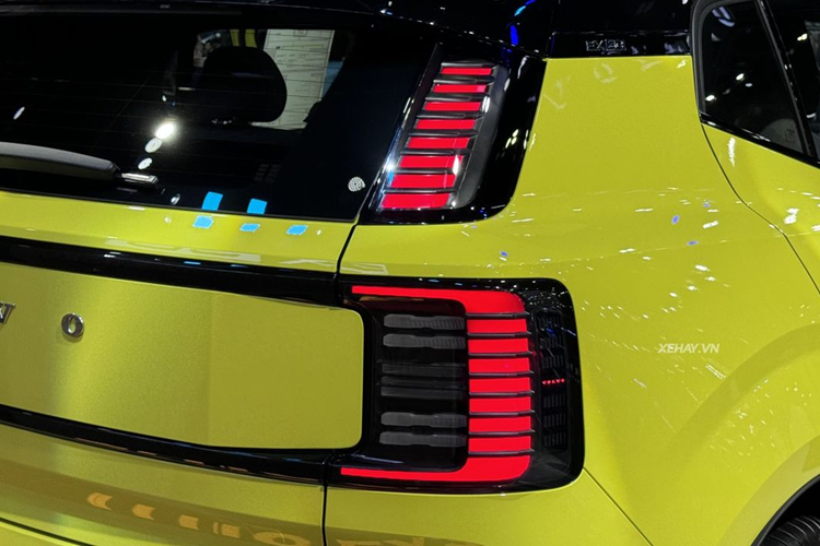 Quãng đường di chuyển sau một lần sạc đầy pin của 2 phiên bản này là 480 km.