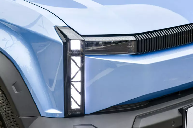 Ngoài ra, tại địa điểm sự kiện, quan chức này còn mang đến các mẫu sửa đổi như phiên bản tấn công, cung cấp cho người dùng một số trường hợp sửa đổi được cá nhân hóa để tham khảo.