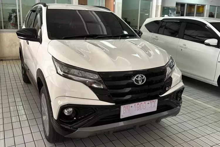 Theo kế hoạch, giá xe Toyota Rush 2024 sẽ chính thức được công bố trong ngày ra mắt thị trường Indonesia vào tháng 5 tới đây. Hiện hãng Toyota cũng đã bắt đầu nhận cọc cho mẫu xe này.