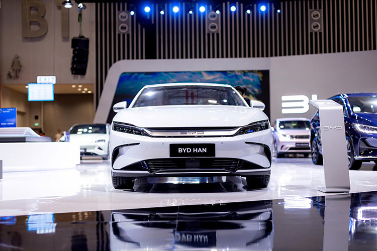 View - BYD Yangwang U8 và Denza Z9 GT Ra Mắt Tại Bình Dương | Báo Tri thức và Cuộc sống - TIN TỨC PHỔ BIẾN KIẾN THỨC 24H