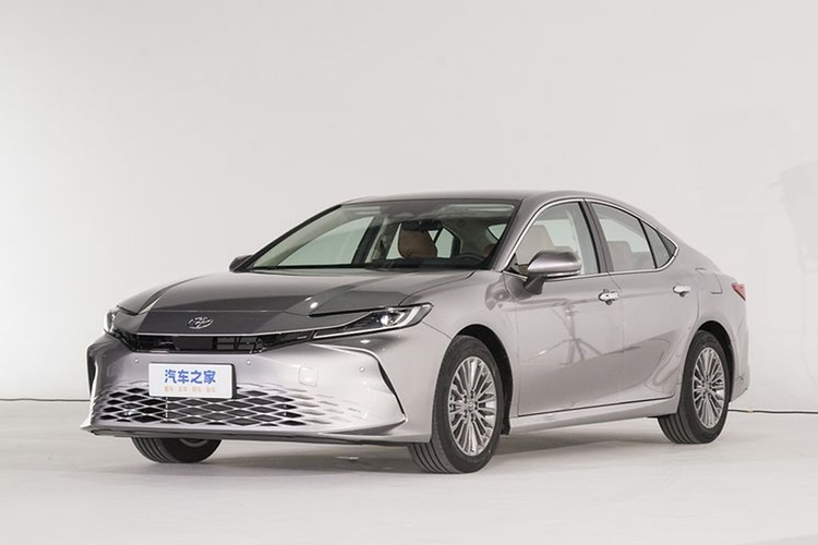 Hệ thống này bao gồm các tính năng hiện đại như: cảnh báo tiền va chạm giúp phát hiện phương tiện và người đi bộ, kiểm soát hành trình thích ứng, hỗ trợ chệch làn đường, hỗ trợ biển báo đường, đèn pha tự động, giám sát điểm mù và cảnh báo phương tiện cắt ngang phía sau.