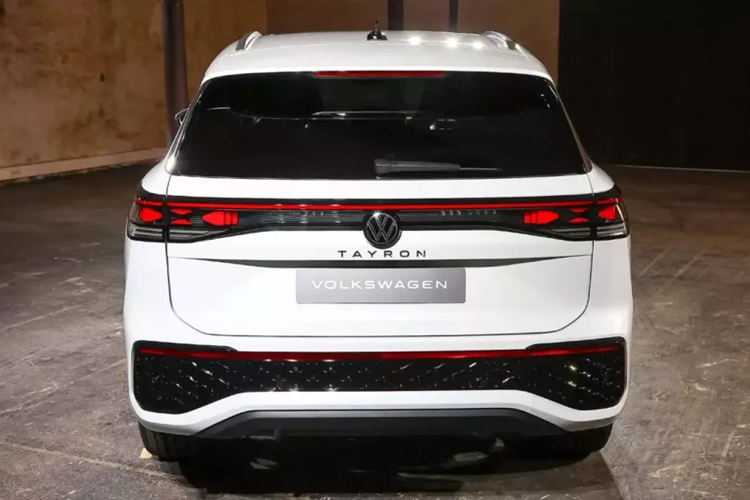 Vì là xe dành cho toàn cầu nên Volkswagen Tayron 2025 có thể cũng được bán ở Việt Nam trong tương lai để thay cho đàn anh Tiguan.