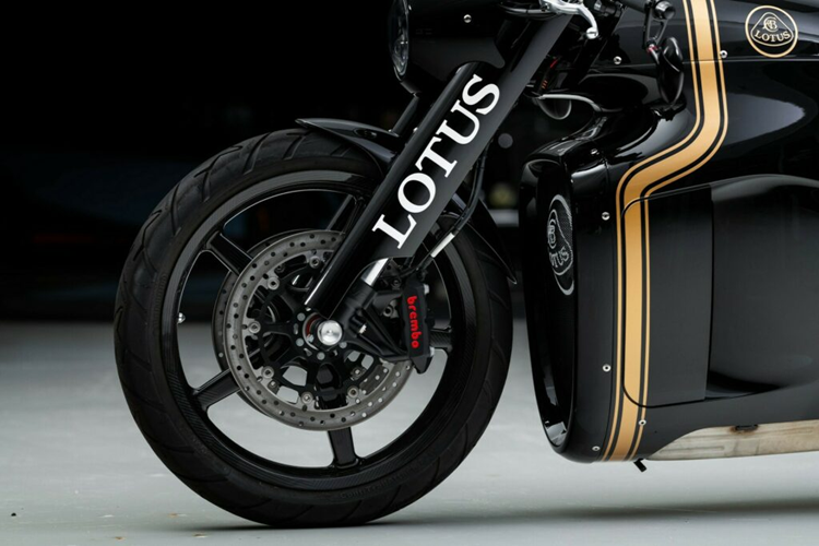 Được sản xuất vào năm 2014, chiếc Lotus C-01 cực hiếm sắp đấu giá này được đặt tại Toronto, Canada và là một trong số ít chiếc được giao ở Bắc Mỹ.