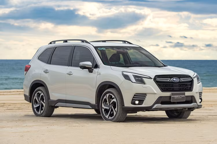 Tuy nhiên, từ năm 2025, Forester nói riêng và các mẫu xe Subaru nói chung tại Việt Nam sẽ được nhập khẩu nguyên chiếc từ Nhật Bản. Nguyên nhân là do nhà máy của Subaru tại Thái Lan sẽ đóng cửa từ ngày 30/12/2024. Điều này sẽ ảnh hưởng không nhỏ đến giá bán của các mẫu xe Subaru tại Việt Nam trong thời gian tới vì phải chịu mức thuế nhập khẩu từ 50 - 70%.