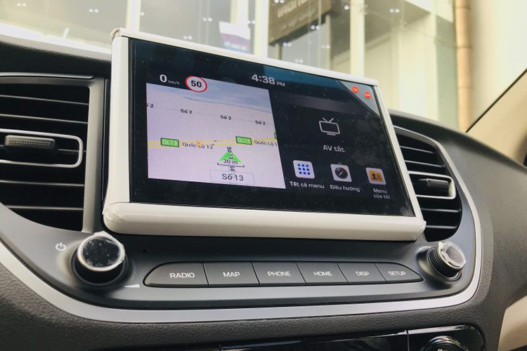 Việc mẫu xe này giảm doanh số cũng không có gì lạ vì tháng 1/2024 vốn là thời điểm cận Tết nên người tiêu dùng có tâm lý hạn chế mua sắm những hàng hóa giá trị cao như ô tô. Bên cạnh giá bán vừa tầm, Hyundai Accent còn mang trên mình thiết kế thời trang, nịnh mắt và trang bị đủ dùng.