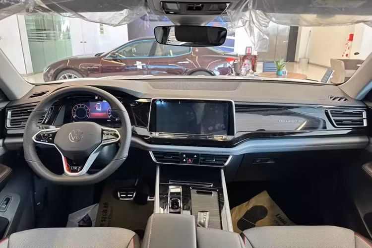 Mẫu xe này sở hữu kích thước dài x rộng x cao lần lượt 4.917 x 1.989 x 1.729 mm và chiều dài cơ sở 2.980 mm. So với Volkswagen Teramont, xe ngắn hơn 180 mm, thấp hơn 48 mm trong khi chiều rộng và chiều dài cơ sở gần như không đổi.