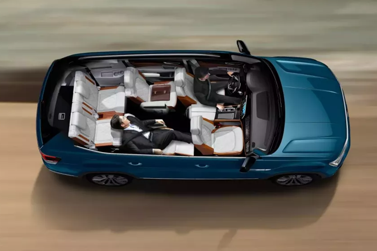 Thời gian ra mắt của chiếc xe Volkswagen Teramont 2024 tại Việt Nam được tiết lộ vào ngày 11 tháng 10 năm 2024, hiện tại, khách hàng đã có thể đặt mua xe Volkswagen Teramont bản nâng cấp giữa vòng đời, với mức cọc 100 triệu đồng, giá xe sẽ được bật mí trong ngày ra mắt.