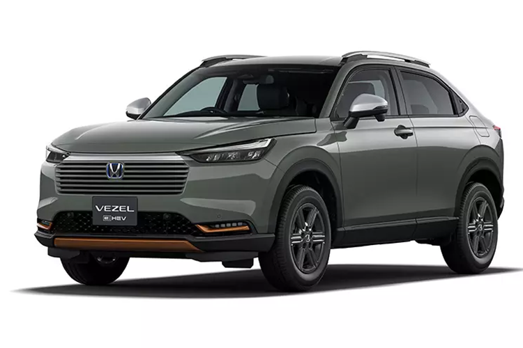 Ngoài ra, hãng Honda còn chuẩn bị sẵn các gói ngoại thất để giúp khách hàng làm đẹp chiếc HR-V của mình, bao gồm Casual Style, Urban Style, Sport Style và Active Style. Cả 4 gói ngoại thất này đều bổ sung lưới tản nhiệt với thiết kế thể thao hơn và sơn màu đen bóng cho xe.