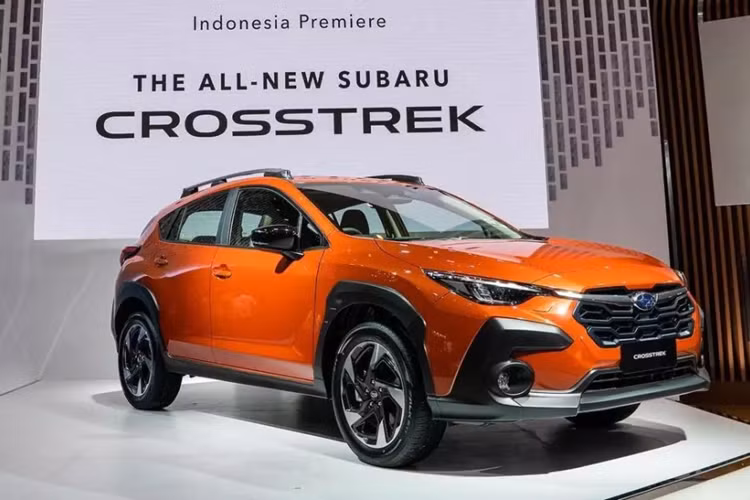 Cụ thể, mẫu xe SUV Subaru Crosstrek 2025 thế hệ mới dự kiến sẽ chính thức ra mắt thị trường Việt Nam trong triển lãm VMS 2024 vào khoảng cuối tháng 10 này, mức giá xe tại Việt Nam hiện vẫn chưa được hé lộ.