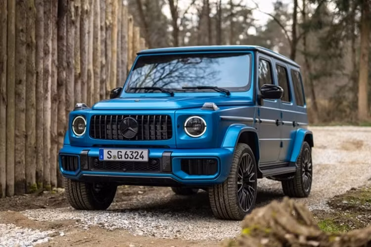 Không giống như nhiều mẫu xe khác có rất ít sự khác biệt giữa các chế độ lái, việc chuyển từ chế độ này sang chế độ tiếp theo trên G63 sẽ ngay lập tức thay đổi trạng thái của hệ thống treo. Bên cạnh đó, hệ thống treo mới còn cải thiện đáng kể khả năng bám đường của G63 mới.