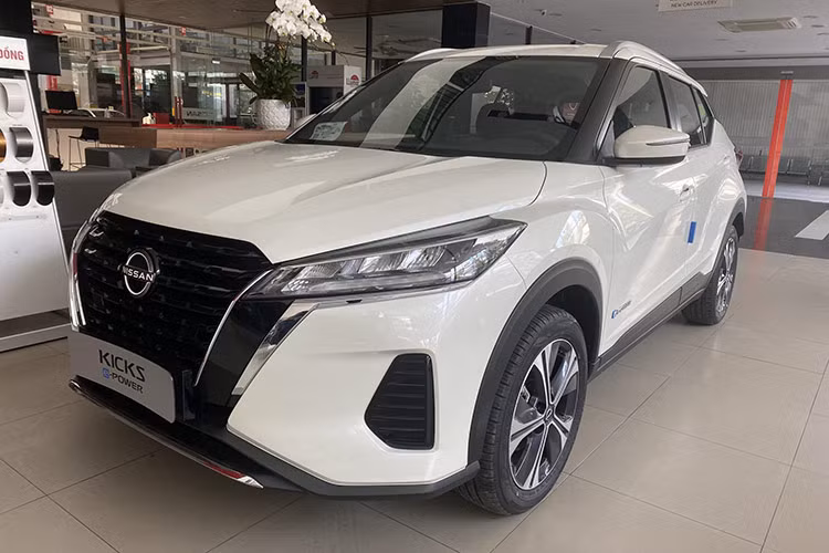 Gia xe Nissan Kicks chi con chua toi 630 trieu dong tai Viet Nam