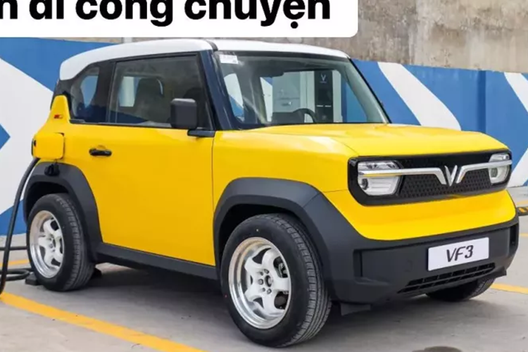 Bộ mâm độ này kết hợp với phuộc nâng hạ gầm, còn khiến chiếc xe VinFast VF3 độ mâm hầm hố. Bộ mâm này được mạ crôm, thiết kế 5 chấu kép, và khi hạ hết gầm xuống, nhìn chiếc xe rất thú vị. Chi phí cho độ mâm rơi vào 15 triệu đến 45 triệu đồng.