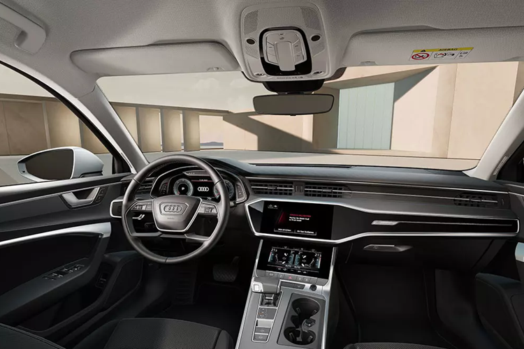 Cụm đèn này cung cấp khả năng chiếu sáng chính xác cùng độ phân giải cao, đồng thời giảm đáng kể độ chói sáng cho xe đi ngược chiều hoặc xe đi phía trước. Ngoài ra, Audi A6 còn được bổ sung bộ mâm 19 inch với thiết kế 5 chấu kép mới thay cho loại 18 inch cũ. Bề mặt mâm được hoàn thiện màu xám Graphite Gray.