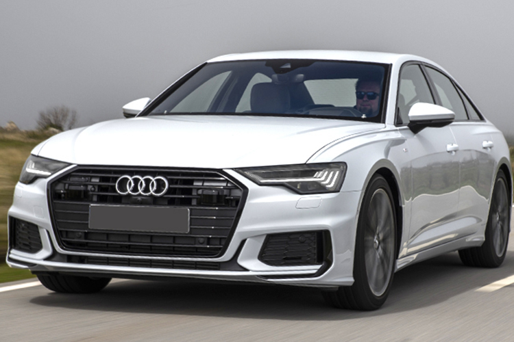 Cuối cùng là những tính năng an toàn như túi khí rèm, hệ thống kiểm soát hành trình với chức năng giới hạn tốc độ, hệ thống hỗ trợ đỗ xe với màn hình hiển thị 360°, camera 360°, cảnh báo lệch làn đường,… Những tính năng này đã giúp Audi A6 đạt chứng nhận 5 sao an toàn của tổ chức Euro NCAP.