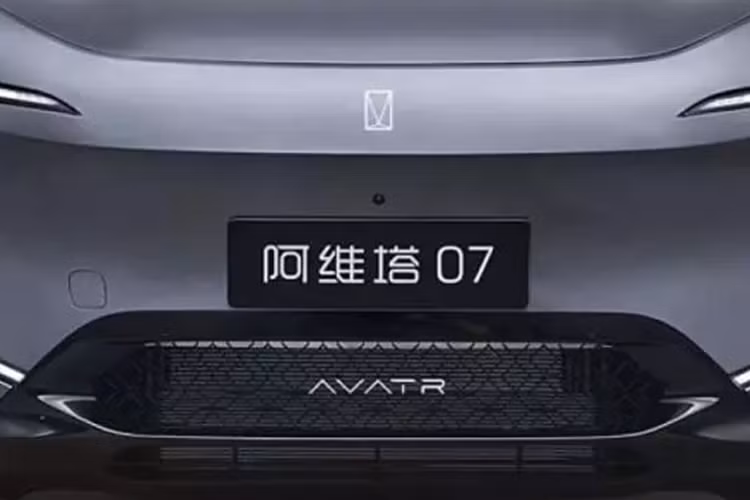 Phiên bản cấp thấp của biến thể chạy hoàn toàn bằng điện Avatr 07 sử dụng một động cơ điện tử XTDM39 duy nhất ở trục sau. Ngược lại với những chiếc xe mang nhãn hiệu Avatr khác, động cơ điện này không phải do Huawei sản xuất. Nhà sản xuất của nó là Deepal Technology, một công ty trực thuộc Changan.