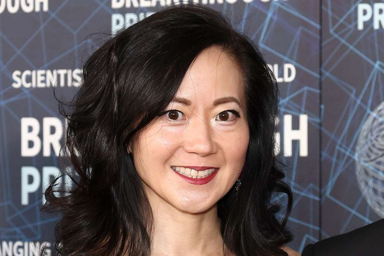 Tesla Model X roi xuong nuoc, nu CEO Angela Chao thiet mang-Hinh-2