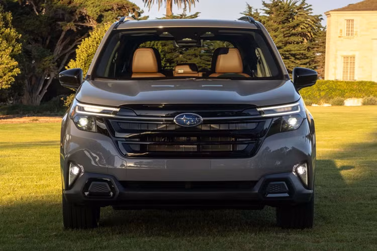 Dây chuyền sản xuất Subaru Forester 2025 hoàn toàn có thể đáp ứng được các vấn đề về năng lực, vì thương hiệu sẽ dừng lắp ráp mẫu sedan Legacy sau năm mẫu 2025.