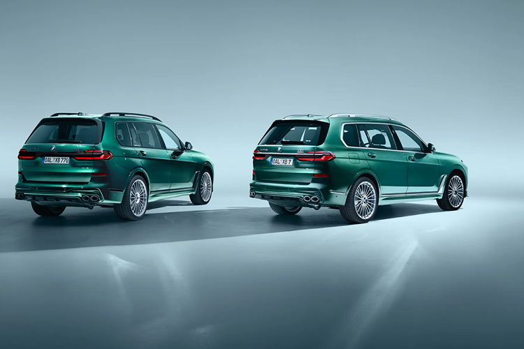 Xe còn được trang bị khối động cơ V8 4,4 lít tăng áp kép, sản sinh công suất 612 mã lực, mô-men xoắn 800 Nm trên mẫu xe dành cho thị trường châu Âu. Sức mạnh được truyền tới cả bốn bánh thông qua hộp số tự động 8 cấp và hệ thống xDrive của BMW đi kèm với bộ vi sai hạn chế trượt phía sau biến thiên điện tử.