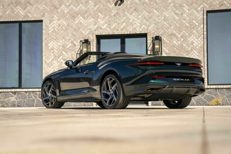 Tuy nhiên, ngay cả khi không bị giới hạn về số km, những chiếc xe siêu sang bản giới hạn như Bacalar cũng thường mang ý nghĩa sưu tầm nhiều hơn việc sử dụng đi lại hàng ngày.