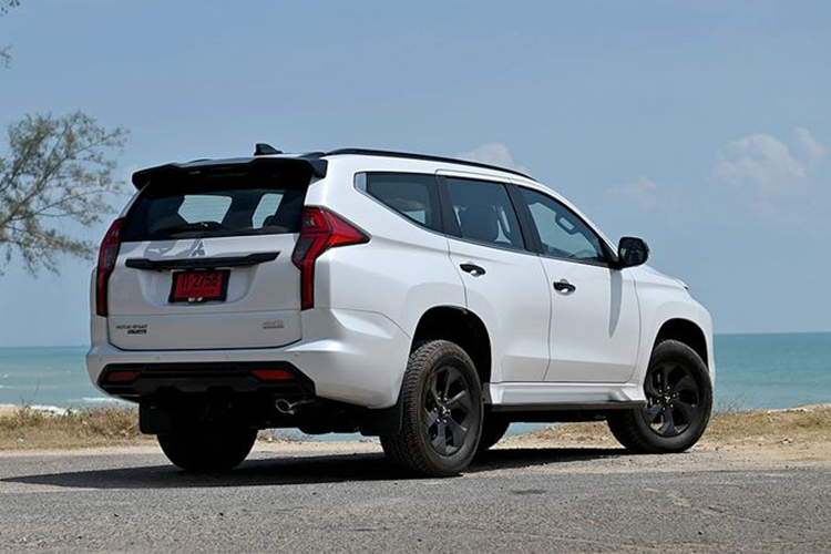 Nhiều khả năng Mitsubishi Pajero Sport 2024 sẽ chính thức trình làng trong triển lãm Ô tô Quốc tế Bangkok 2024 (BIMS) diễn ra từ ngày 27/3 - 7/4 tới đây tại Thái Lan. Sau Thái Lan, Mitsubishi Pajero Sport 2024 sẽ ra mắt Việt Nam và những thị trường Đông Nam Á khác.