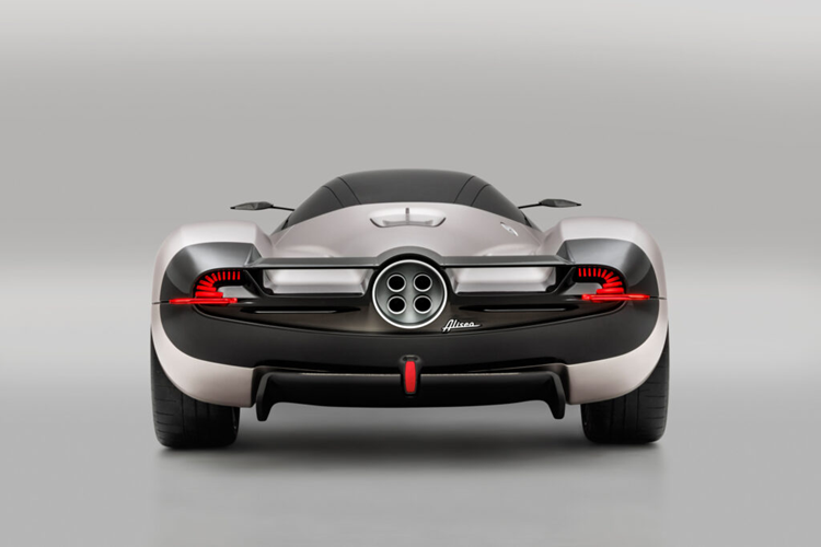 Hiện tại, Pagani Alisea 2025 mới chỉ dừng lại ở một nguyên mẫu Concept. Thương hiệu vẫn chưa có kế hoạch hay các động thái tiếp theo để phát triển mẫu xe này trở thành một phiên bản thương mại hay mở bán mẫu xe này.