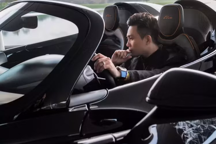 Lúc xuất hiện, chiếc xe McLaren Elva của Minh Nhựa đã gây ra 1 cơn chấn động không nhỏ trong giới truyền thông cũng như mạng xã hội, thậm chí thông tin về xe còn xuất hiện dày đặc sau đó 1 tuần, nhưng nay, không ai rõ tung tích của chiếc McLaren Elva đang ở đâu.