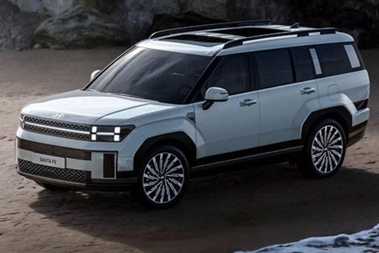 Bên cạnh đó là những trang bị đáng chú ý như hệ thống đèn LED, vành la-zăng với đường kính lên đến 21 inch, cột C tích hợp thêm tay nắm cửa ẩn và khoang hành lý có dung tích tiêu chuẩn lên đến 725 lít. Bên trong mẫu xe này xuất hiện bảng đồng hồ kỹ thuật số nối liền với màn hình cảm ứng trung tâm cùng có kích thước 12,3 inch