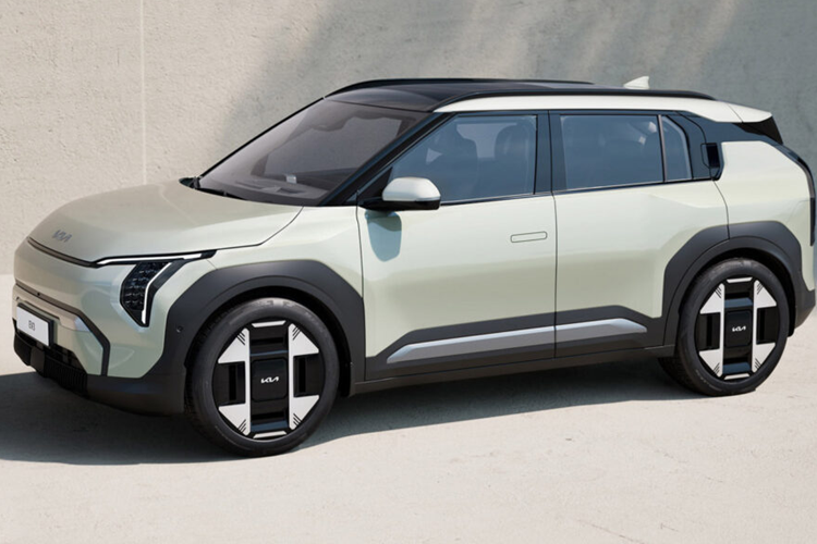 Chính vì vậy, mẫu xe này được định vì nằm giữa phân khúc B-SUV (subcompact) của Châu Âu và trở thành mẫu xe đối thủ của Peugeot E-2008, Volvo EX30, Mini Aceman và Smart #1.