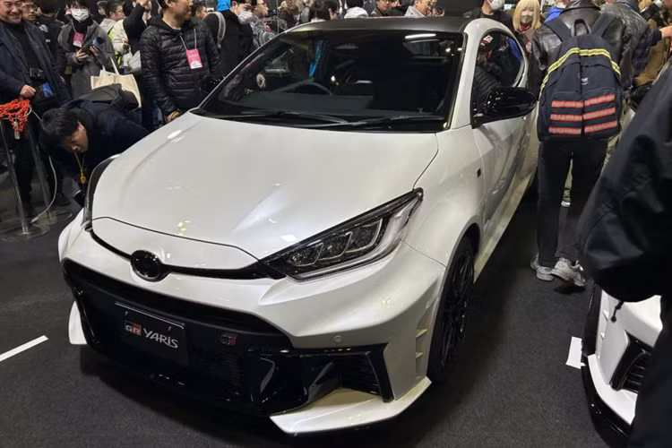 Trong triển lãm Tokyo Auto Salon 2024 diễn ra tại Nhật Bản, hãng Toyota đã vén màn phiên bản nâng cấp của dòng xe Toyota GR Yaris 2024 mới. Đây chính là phiên bản hiệu suất cao của dòng xe Toyota Yaris đã ra mắt lần đầu tiên vào năm 2020.