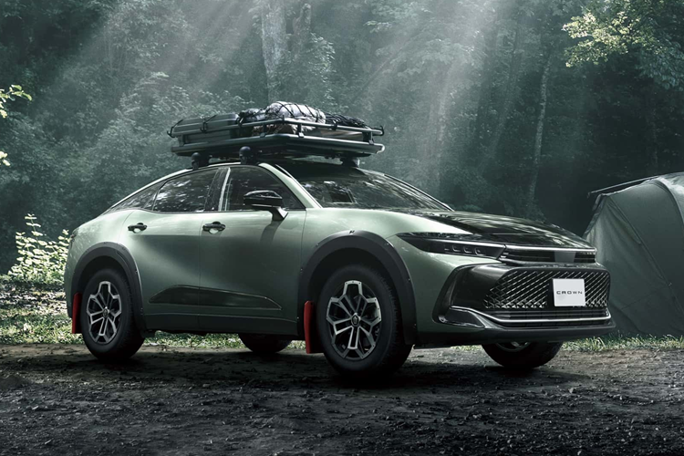 Phiên bản Toyota Crown Crossover Landscape 2024 mới này được phát triển dựa trên Crown thông thường cùng hàng loạt trang bị Off-road giúp tăng khả năng vượt địa hình của xe, đồng thời đem đến cho người dùng một sự lựa chọn khác biệt.