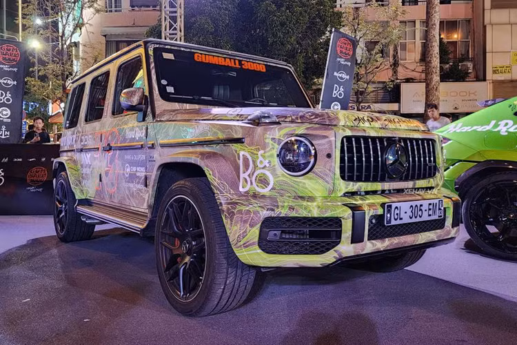Hành trình siêu xe Gumball 3000 năm nay đã được cắt bỏ những hoạt động âm nhạc và giải trí ngoài trời. Thay vào đó Ban tổ chức đã phát động hoạt động gây quỹ từ thiện, hỗ trợ Việt Nam trong việc khắc phục hậu quả sau thiên tai bão lũ.