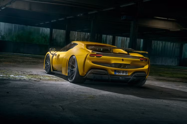 Cánh lướt gió này có tác dụng làm tăng lực ép và tăng độ ổn định cho phần đuôi sau xe. Đối với những khách hàng không thích trang bị này thì có thể lựa chọn cánh gió ducktail hoặc ốp cánh gió carbon gọn gàng hơn.