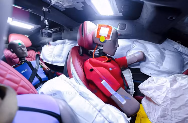 Chery dung 3 chiec Exeed Sterra ES “huc nhau” thu do an toan-Hinh-3