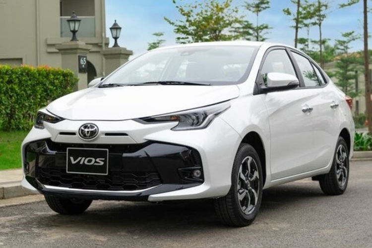  Toyota Vios: 8.812 xe Doanh số 9 tháng đầu năm 2024 của Vios đạt 8.812 xe, tăng 17,8% so với cùng kỳ năm 2023 đã giúp Vios xếp thứ 5 trong top xe bán chạy. Hiện Toyota Vios đang được bán tại Việt Nam với 3 phiên bản đi cùng giá bán dao động từ 458 - 545 triệu đồng.
