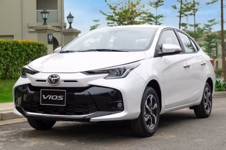  Toyota Vios: 8.812 xe Doanh số 9 tháng đầu năm 2024 của Vios đạt 8.812 xe, tăng 17,8% so với cùng kỳ năm 2023 đã giúp Vios xếp thứ 5 trong top xe bán chạy. Hiện Toyota Vios đang được bán tại Việt Nam với 3 phiên bản đi cùng giá bán dao động từ 458 - 545 triệu đồng.