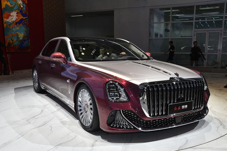 Mẫu xe sedan Hongqi Guoya 2024 trước đây được gọi là Hongqi L1 và tên mới của mẫu sedan hạng sang này có ý nghĩa là “quốc gia” và “sang trọng”.