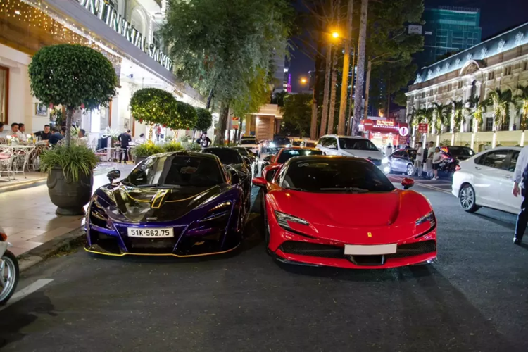 Dan sieu xe hang hiem, tri gia hang chuc ty hop mat tai Sai Gon