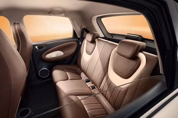 Cung cấp sức mạnh cho Wuling Bingo EV là một mô-tơ điện với công suất tối đa 50 kW (khoảng 67 mã lực). Ở phiên bản Long Range, xe dùng pin lithium-sắt-photphat (LFP) với dung lượng 31,9 kWh và chỉ hỗ trợ sạc chậm AC.