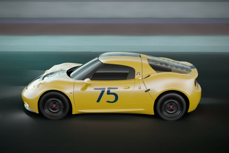 Đây là một chiếc xe đua thành công khi giành được chiến thắng tại Nürburgring và Hockenheim Grand Prix. Phiên bản Abarth Classiche 1300 OT đặc biệt này chính là sự tri ân đến với chiếc xe mang tính biểu tượng đã đạt được thành công trong cuộc đua cách đây nửa thế kỷ.