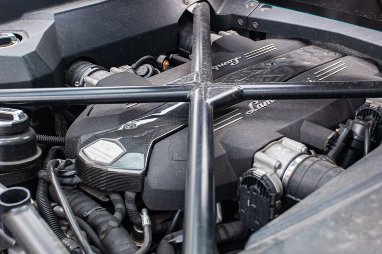 Nhưng sau đó, người trúng đấu giá đã không làm các thủ tục cần thiết bao gồm thanh toán số tiền còn lại, đó là 3,99 tỷ đồng để sở hữu biển số 30K-799.99, nên đành chấp nhận mất cọc 40 triệu đồng, và 6 tháng sau, siêu biển này được mang ra đấu giá lần thứ 2, vào ngày 11/4/2024. Ở lần này, chiếc biển số 30K-799.99 chỉ được trả cao nhất 1 tỷ đồng.