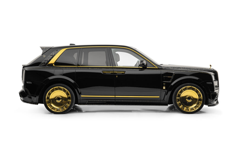 Tên gọi Lineo D’Oro dường như không còn xa lạ với những người mê xe khi vào năm 2010, Mansory đã cho ra mắt chiếc Bugatti Veyron độc nhất vô nhị cũng mang tên phiên bản Lineo D’Oro.