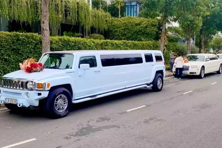 Mới đây, hot girl Đặng Thị Mỹ Dung hay còn được biết đến biệt danh Midu đã chính thức lên xe hoa về nhà chồng, là thiếu gia ngành nhựa Duy Tân rất giàu có.