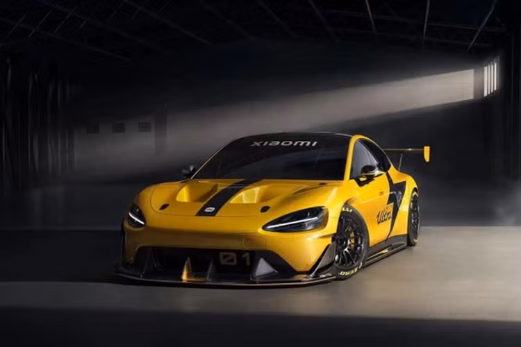 Không chỉ vậy, hệ thống làm mát của pin cũng được cải tiến, giúp tăng hiệu quả lên đến 60%. Điều này đặc biệt quan trọng khi xe hoạt động ở tốc độ cao giúp duy trì sự ổn định và an toàn cho người lái. Xe có hỗ trợ sạc DC 5.2C. Thời gian sạc 10-80% chỉ mất 11 phút.