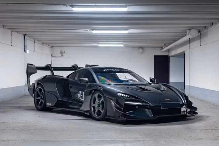 Trong tháng tới, một chiếc McLaren Senna GTR LM độ Lanzante sẽ được mở bán đấu giá với giá bán được kỳ vọng có thể đạt mốc 1,72 triệu USD (khoảng hơn 41 tỷ đồng). Mẫu xe này là một chiếc Senna GTR đặc biệt được gọi là mẫu LM 25.